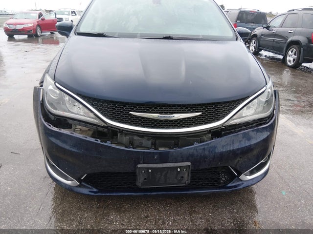 2017 Chrysler Pacifica Touring-l მანქანა იყიდება აუქციონზე, vin: 2C4RC1BG4HR687905, აუქციონის ნომერი: 46109678