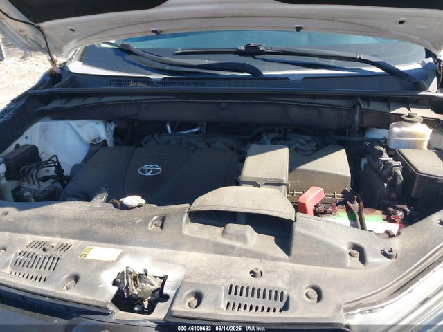 46109683 :رقم المزاد ، 5TDJZRFH8KS981996 vin ، 2019 Toyota Highlander Se مزاد بيع