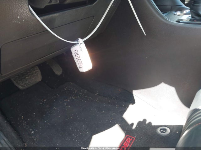 46109683 :رقم المزاد ، 5TDJZRFH8KS981996 vin ، 2019 Toyota Highlander Se مزاد بيع
