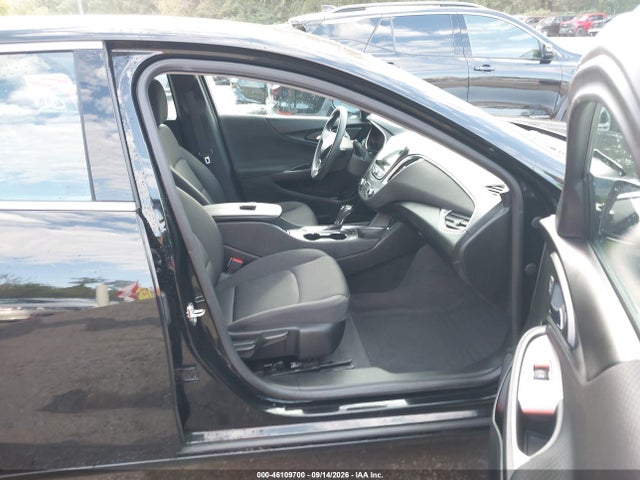 46109700 :رقم المزاد ، 1G1ZD5ST5KF176728 vin ، 2019 Chevrolet Malibu Lt مزاد بيع