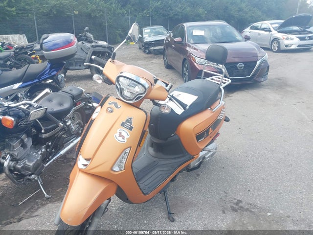 Kymco Usa Inc Like 150 2020 LC2DBJ14XLC100738 Image 2