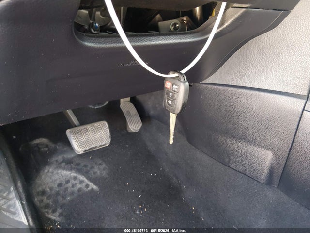Продаж на аукціоні авто 2017 Toyota Corolla Le, vin: 2T1BURHE0HC888560, номер лоту: 46109713