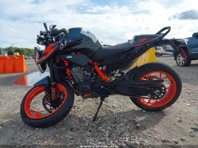 KTM 890 Duke R 2023 VBKTU9409PM849433 Image 13