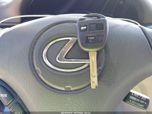 2004 Lexus Es 330 მანქანა იყიდება აუქციონზე, vin: JTHBA30G945035308, აუქციონის ნომერი: 46109732