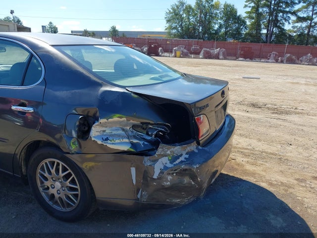 2004 Lexus Es 330 მანქანა იყიდება აუქციონზე, vin: JTHBA30G945035308, აუქციონის ნომერი: 46109732