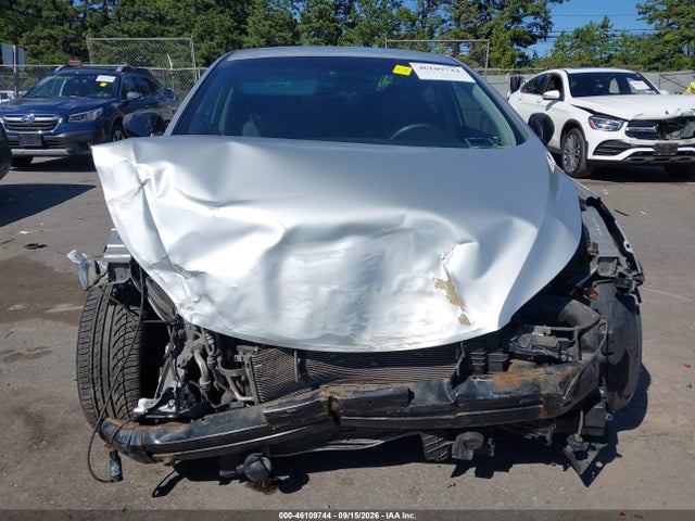 2013 Hyundai Elantra Gls მანქანა იყიდება აუქციონზე, vin: 5NPDH4AE8DH436888, აუქციონის ნომერი: 46109744