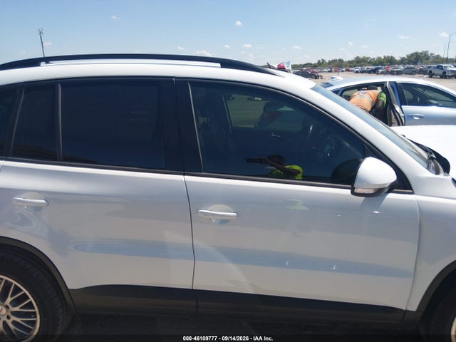 46109777 :رقم المزاد ، WVGAV7AX7GW583874 vin ، 2016 Volkswagen Tiguan S مزاد بيع