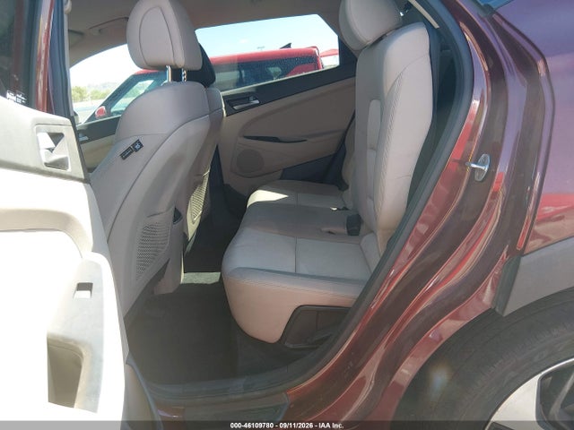 46109780 :رقم المزاد ، KM8J33A29HU378704 vin ، 2017 Hyundai Tucson Sport مزاد بيع