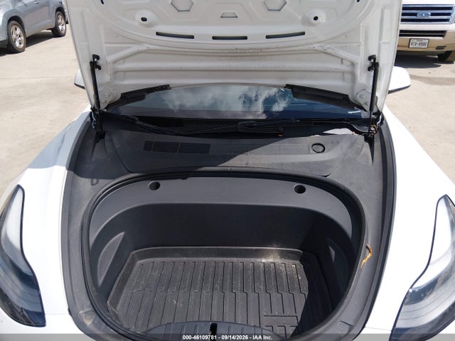 Продажа на аукционе авто 2023 Tesla Model 3 Rear-wheel Drive, vin: 5YJ3E1EA9PF601733, номер лота: 46109781