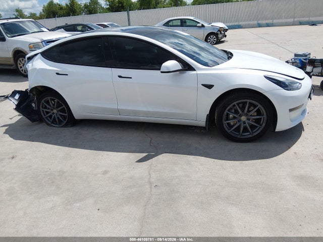 Продажа на аукционе авто 2023 Tesla Model 3 Rear-wheel Drive, vin: 5YJ3E1EA9PF601733, номер лота: 46109781