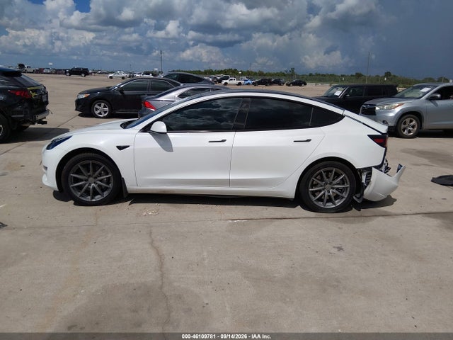 Продажа на аукционе авто 2023 Tesla Model 3 Rear-wheel Drive, vin: 5YJ3E1EA9PF601733, номер лота: 46109781