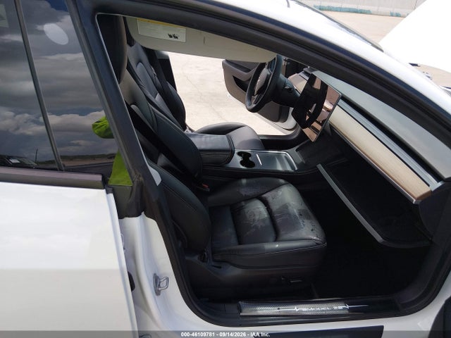 Продажа на аукционе авто 2023 Tesla Model 3 Rear-wheel Drive, vin: 5YJ3E1EA9PF601733, номер лота: 46109781