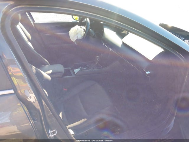 Aukcja sprzedaży 2023 Mazda Mazda3 2.5 S Preferred, vin: JM1BPALM3P1613744, numer aukcji: 46109813