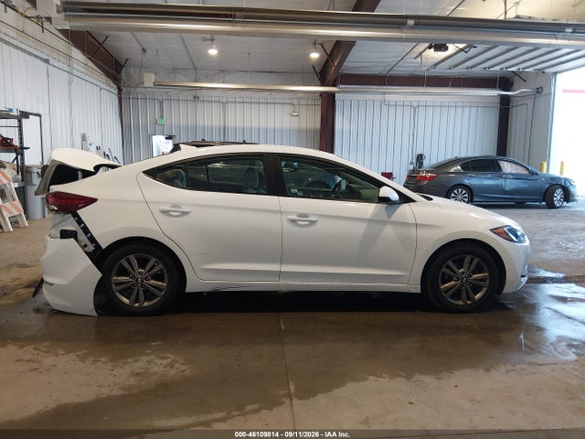 Hyundai ELANTRA SE 2017 5NPD84LF0HH123085 Image 14