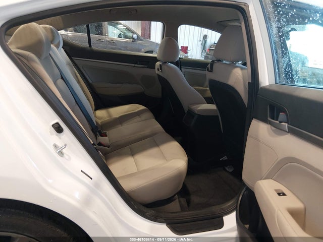 Hyundai ELANTRA SE 2017 5NPD84LF0HH123085 Image 8