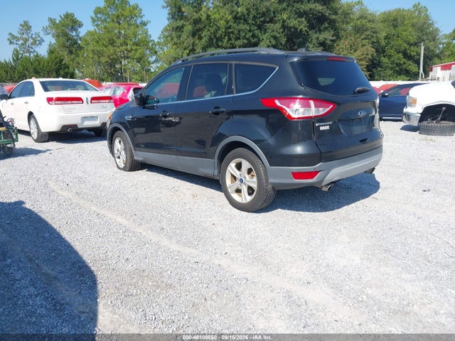 46109850 :رقم المزاد ، 1FMCU0GX3FUA57813 vin ، 2015 Ford Escape Se مزاد بيع