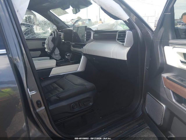 Aukcja sprzedaży 2023 Toyota Sequoia Capstone, vin: 7SVAAABA3PX017346, numer aukcji: 46109892