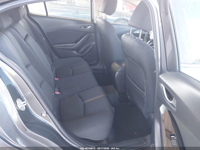 Aukcja sprzedaży 2018 Mazda Mazda3 Sport, vin: 3MZBN1U77JM197171, numer aukcji: 46109914