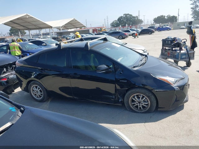 Toyota Prius Two 2017 JTDKBRFU3H3043050 Image 12