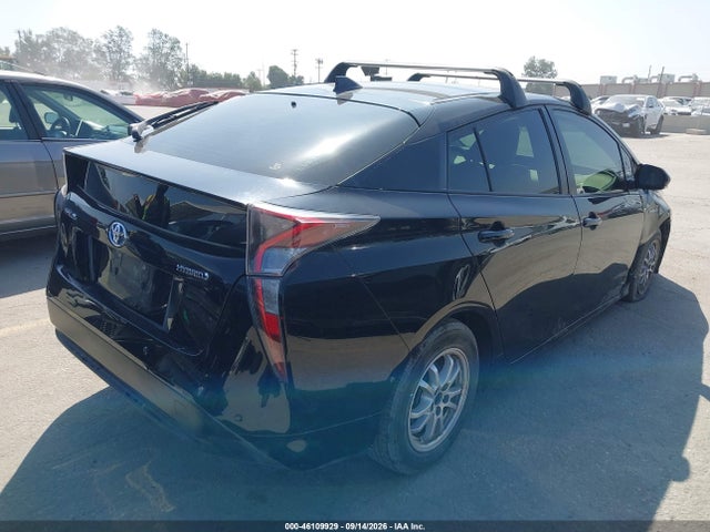 Toyota Prius Two 2017 JTDKBRFU3H3043050 Image 4