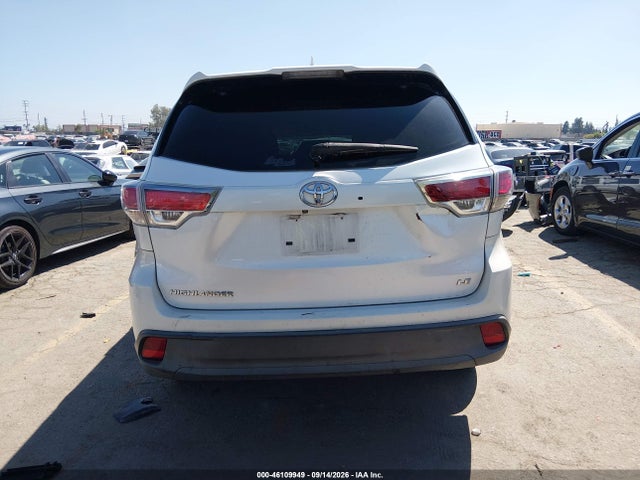 Toyota Highlander Le Plus V6 2016 5TDZKRFH0GS122139 Image 17