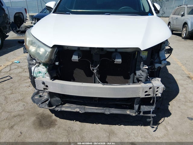 Toyota Highlander Le Plus V6 2016 5TDZKRFH0GS122139 Image 6
