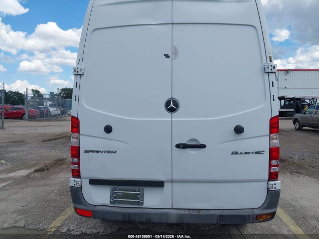 Продажа на аукционе авто 2016 Mercedes-benz Sprinter 2500 Normal Roof, vin: WD3PE7DD9GP177857, номер лота: 46109991