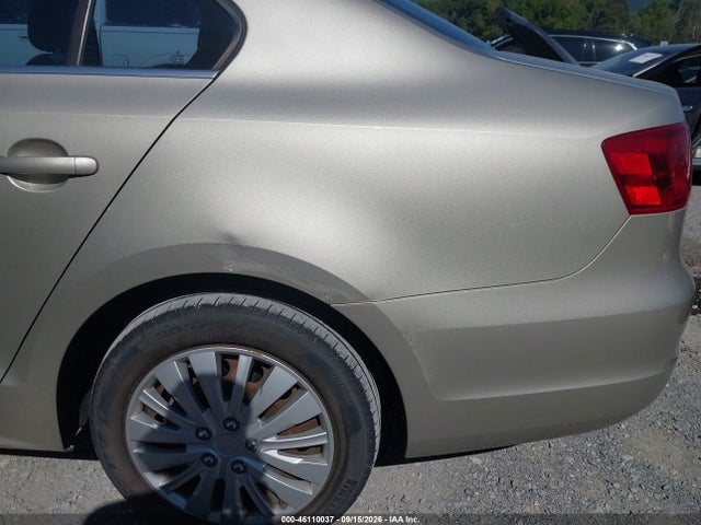 2013 Volkswagen Jetta 2.5l Se მანქანა იყიდება აუქციონზე, vin: 3VWDP7AJ7DM293909, აუქციონის ნომერი: 46110037