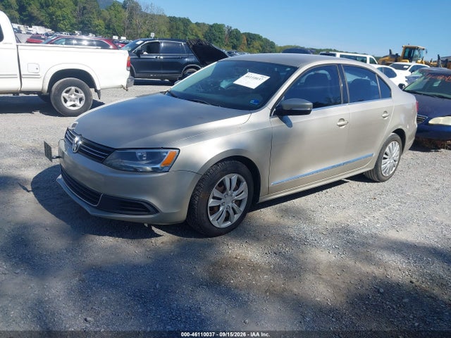 2013 Volkswagen Jetta 2.5l Se მანქანა იყიდება აუქციონზე, vin: 3VWDP7AJ7DM293909, აუქციონის ნომერი: 46110037