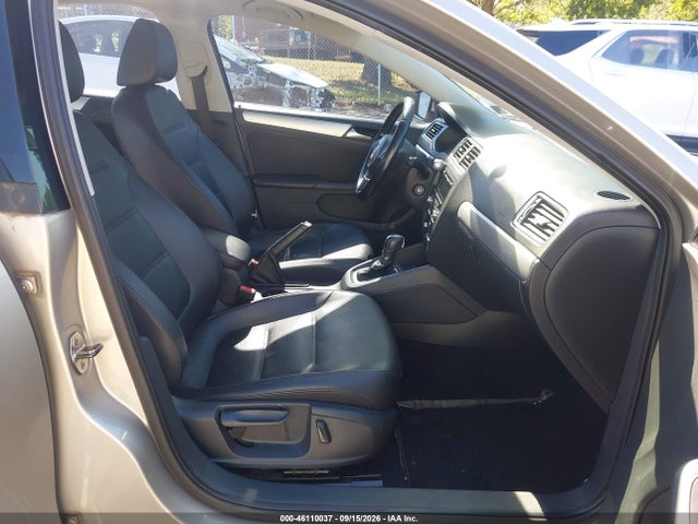 2013 Volkswagen Jetta 2.5l Se მანქანა იყიდება აუქციონზე, vin: 3VWDP7AJ7DM293909, აუქციონის ნომერი: 46110037