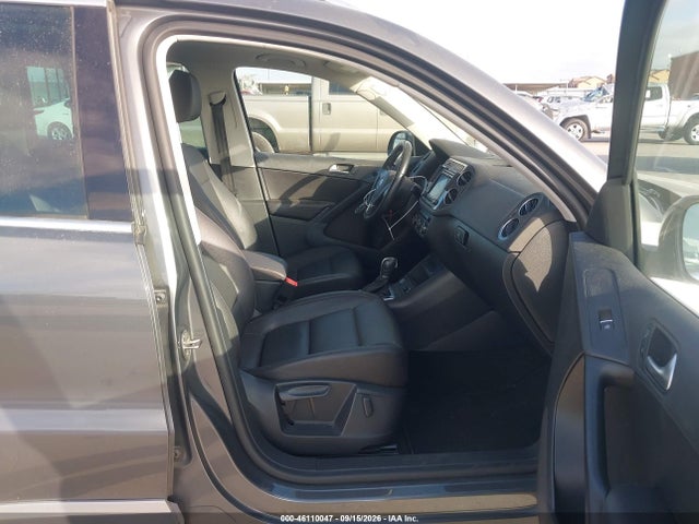 2016 Volkswagen Tiguan Se მანქანა იყიდება აუქციონზე, vin: WVGAV7AX1GW578752, აუქციონის ნომერი: 46110047