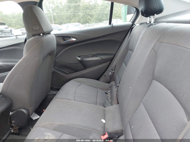 46110063 :رقم المزاد ، 1G1BC5SM3J7185952 vin ، 2018 Chevrolet Cruze Ls Auto مزاد بيع