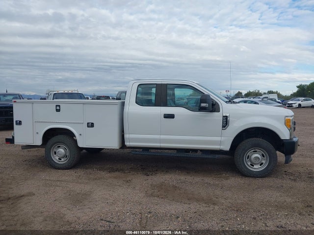 46110079 :رقم المزاد ، 1FD7X2B63HED60509 vin ، 2017 Ford F-250 Xl مزاد بيع
