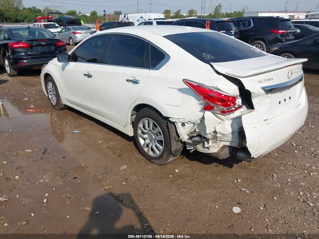 2015 Nissan Altima 2.5/2.5 S/2.5 Sl/2.5 Sv მანქანა იყიდება აუქციონზე, vin: 1N4AL3AP6FN335435, აუქციონის ნომერი: 46110106