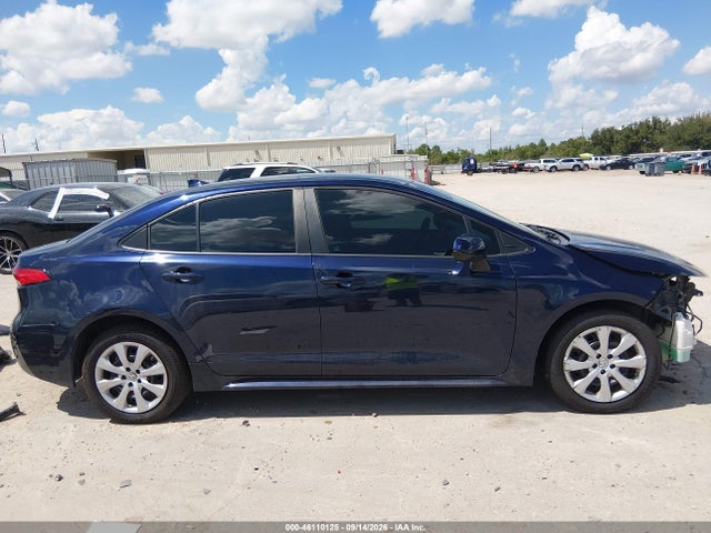 5YFEPMAE0NP337042 Toyota COROLLA LE