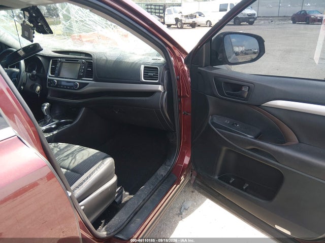 2017 Toyota Highlander Le Plus მანქანა იყიდება აუქციონზე, vin: 5TDZZRFH9HS214766, აუქციონის ნომერი: 46110185