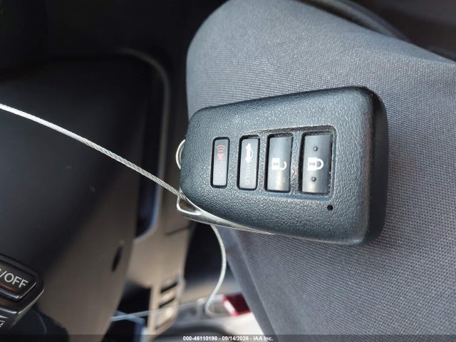 46110198 :رقم المزاد ، JTHBK1GG1D2041936 vin ، 2013 Lexus Es 350 مزاد بيع