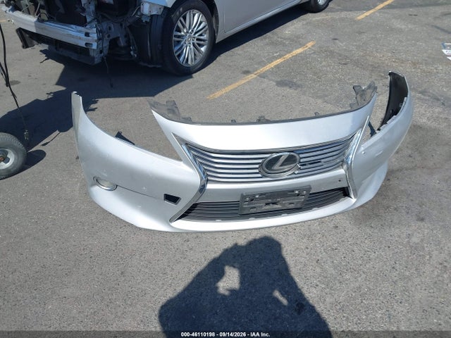 46110198 :رقم المزاد ، JTHBK1GG1D2041936 vin ، 2013 Lexus Es 350 مزاد بيع