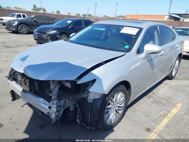 46110198 :رقم المزاد ، JTHBK1GG1D2041936 vin ، 2013 Lexus Es 350 مزاد بيع