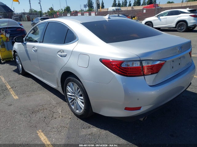 46110198 :رقم المزاد ، JTHBK1GG1D2041936 vin ، 2013 Lexus Es 350 مزاد بيع