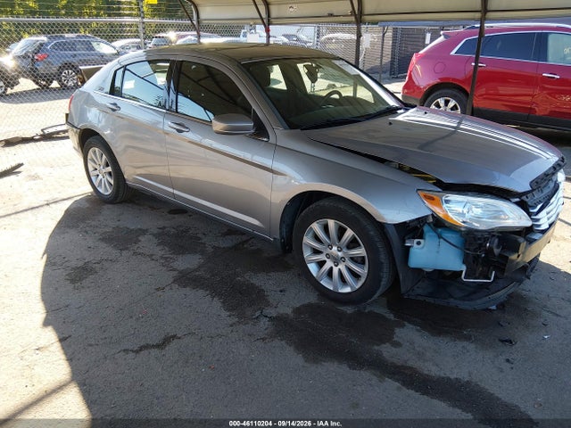 Aukcja sprzedaży 2013 Chrysler 200 Touring, vin: 1C3CCBBB8DN579623, numer aukcji: 46110204