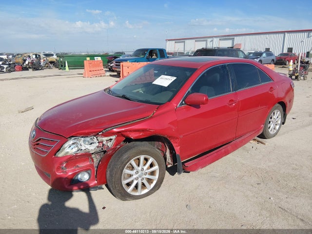 46110213 :رقم المزاد ، 4T1BF3EK2BU725528 vin ، 2011 Toyota Camry Xle مزاد بيع