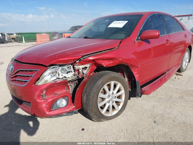 46110213 :رقم المزاد ، 4T1BF3EK2BU725528 vin ، 2011 Toyota Camry Xle مزاد بيع