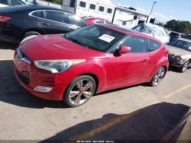 2012 Hyundai Veloster Base W/red/black მანქანა იყიდება აუქციონზე, vin: KMHTC6AD2CU053221, აუქციონის ნომერი: 46110281
