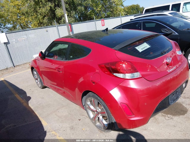 2012 Hyundai Veloster Base W/red/black მანქანა იყიდება აუქციონზე, vin: KMHTC6AD2CU053221, აუქციონის ნომერი: 46110281
