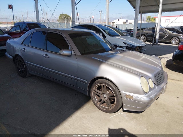 46110288 :رقم المزاد ، WDBJF65J81B381592 vin ، 2001 Mercedes-benz E 320 مزاد بيع