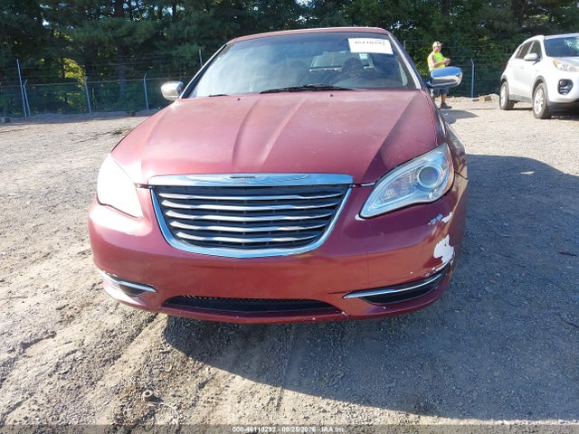 46110292 :رقم المزاد ، 1C3BCBFG6DN614824 vin ، 2013 Chrysler 200 Limited مزاد بيع