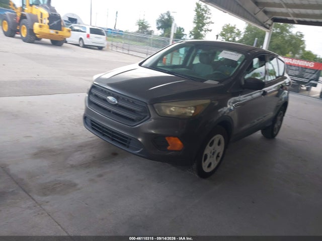 2018 Ford Escape S მანქანა იყიდება აუქციონზე, vin: 1FMCU0F77JUA17096, აუქციონის ნომერი: 46110315