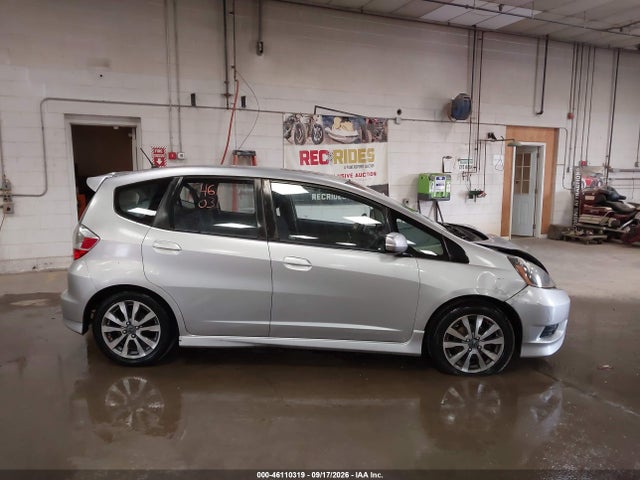 46110319 :رقم المزاد ، JHMGE8H5XDC035419 vin ، 2013 Honda Fit Sport مزاد بيع