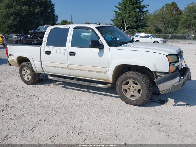 Auction sale of the 2005 Chevrolet Silverado 1500 Z71, vin: 2GCEK13T651213669, lot number: 46110325
